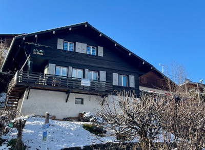 4 bedroom ski chalet SOLD BY LEGGETT   in Saint Gervais les Bains -  close to the cable car and the town 