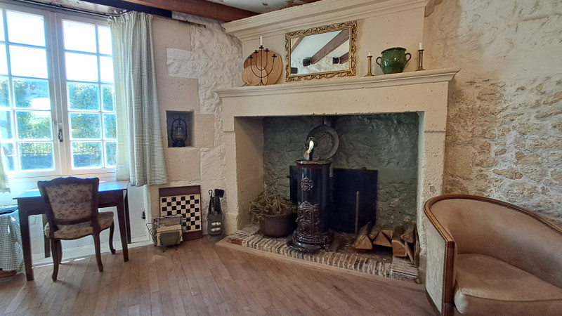 French property for sale in La Tour-Blanche-Cercles, Dordogne - €194,999 - photo 4