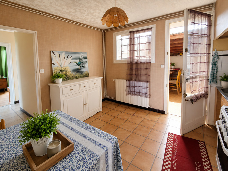 French property for sale in Gujan-Mestras, Gironde - €682,000 - photo 3