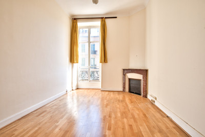 French property for sale in Nice, Alpes-Maritimes - €595,000 - photo 6
