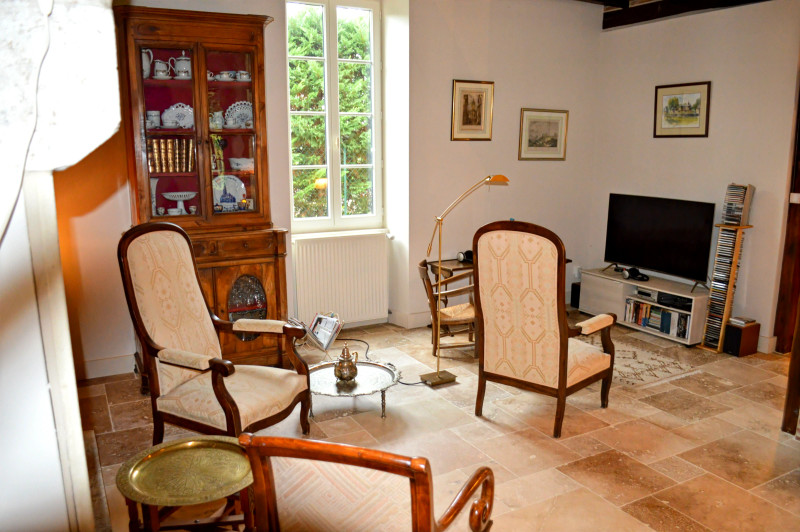French property for sale in Bourran, Lot-et-Garonne - €327,000 - photo 7