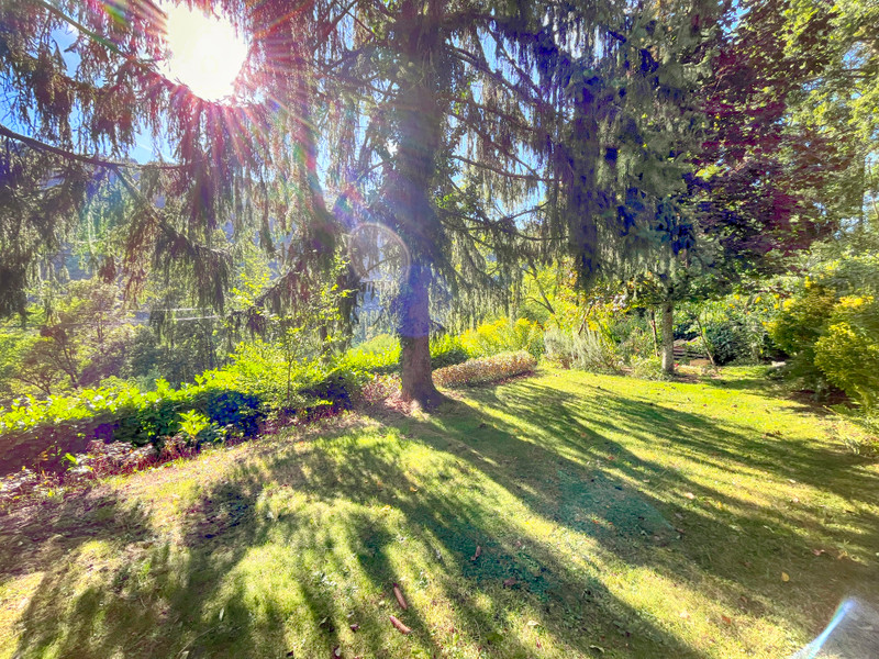 French property for sale in La Biolle, Savoie - €640,000 - photo 4