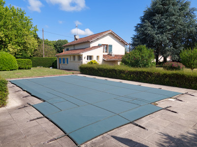 Maison à vendre à Dignac, Charente, Poitou-Charentes, avec Leggett Immobilier
