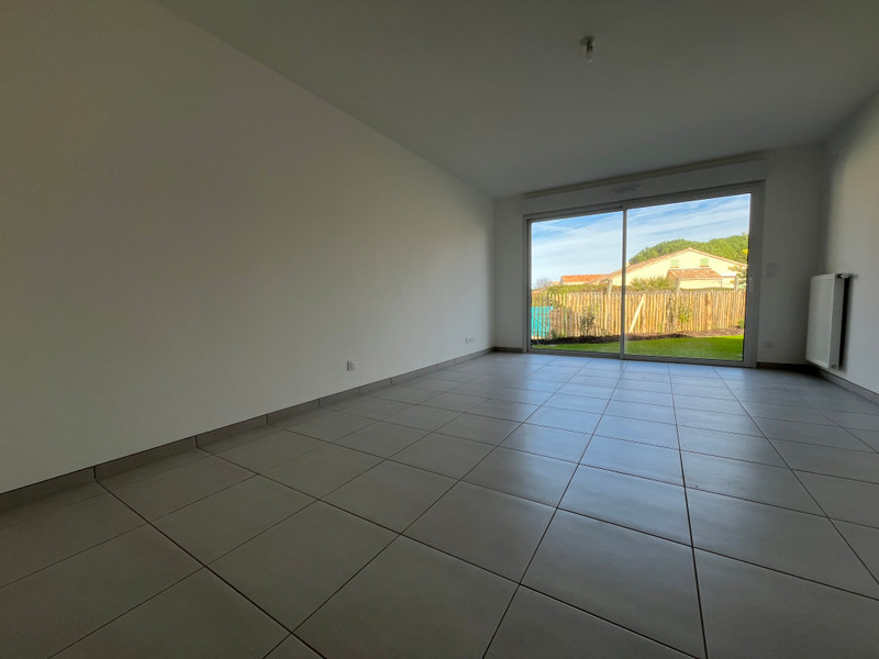 French property for sale in Saint-Jean-de-Monts, Vendée - €239,680 - photo 6