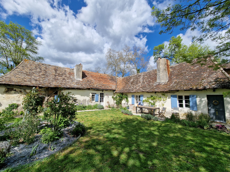 Maison à Saint-Martial-d'Artenset, Dordogne - photo 1