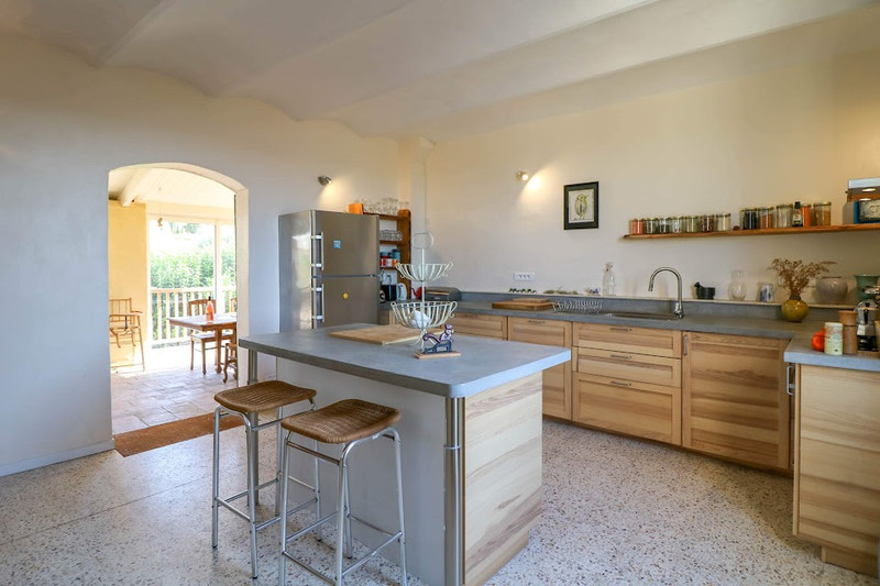 French property for sale in Uzès, Gard - &#8364;570,000 - photo 5