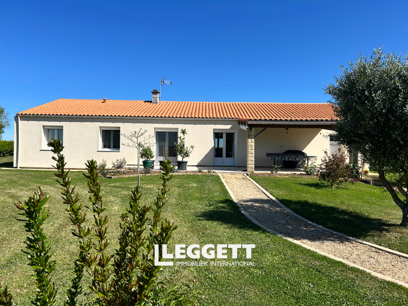 Maison 7 pièce(s), SAINT-ROMANS-LÈS-MELLE