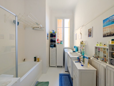 French property for sale in Nice, Alpes-Maritimes - €480,000 - photo 6