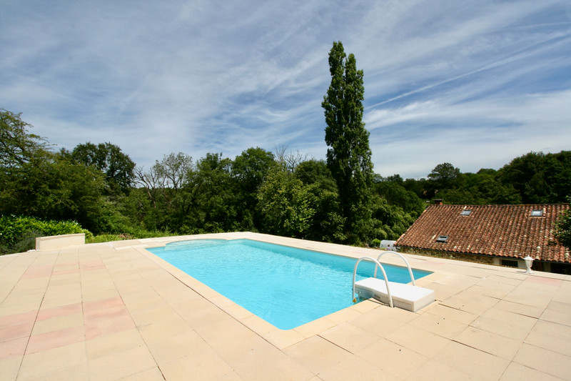 French property for sale in Montembœuf, Charente - €282,000 - photo 1