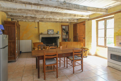 French property for sale in Chalandray, Vienne - €114,000 - photo 2