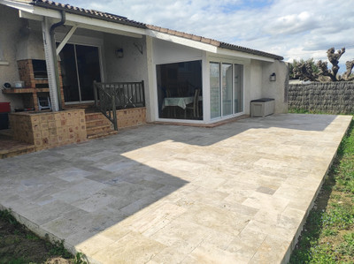 French property for sale in Aiguillon, Lot-et-Garonne - €220,000 - photo 2