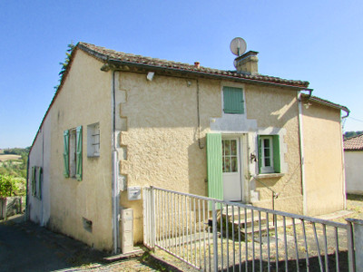 Maison à vendre à Rougnac, Charente, Poitou-Charentes, avec Leggett Immobilier