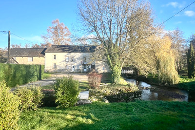 Moulin à vendre à Le Grand-Bourg, Creuse, Limousin, avec Leggett Immobilier