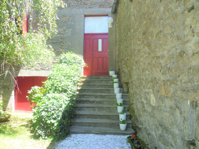 Maison à vendre à Prévinquières, Aveyron, Midi-Pyrénées, avec Leggett Immobilier