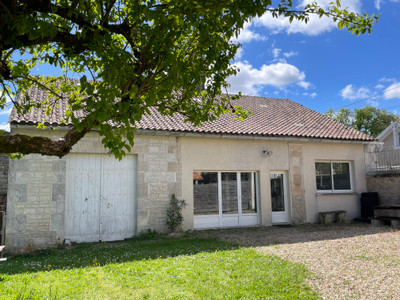 French property for sale in Rouillac, Charente - €390,000 - photo 8