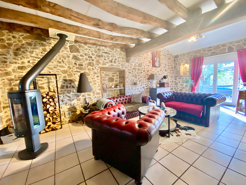 French property for sale in Rochechouart, Haute-Vienne - €239,500 - photo 1