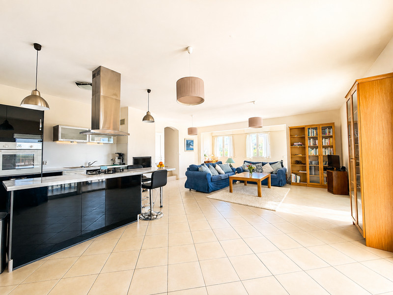 French property for sale in Thézan-lès-Béziers, Hérault - €439,000 - photo 4