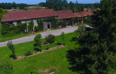 Maison à vendre à Bussière-Poitevine, Haute-Vienne, Limousin, avec Leggett Immobilier