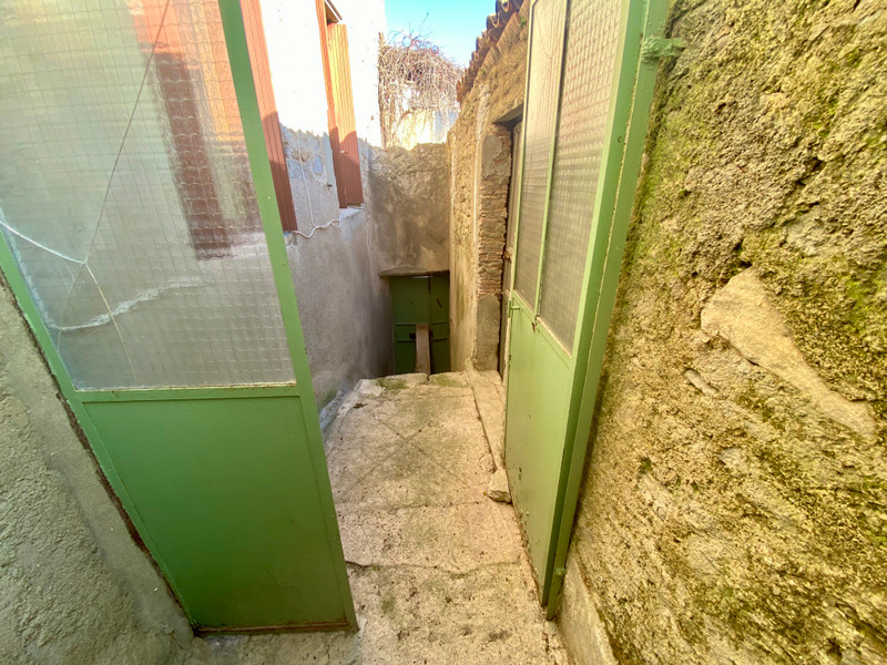 French property for sale in La Livinière, Hérault - €129,600 - photo 9