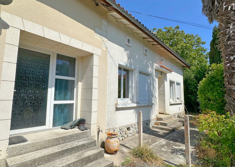 French property for sale in Saint-Romain, Charente - €199,000 - photo 1