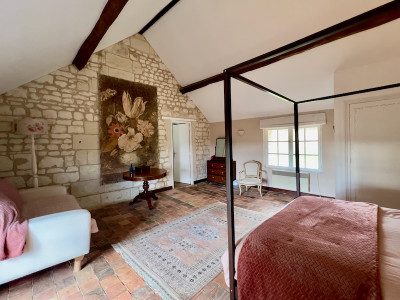 French property for sale in Saix, Vienne - €218,400 - photo 4