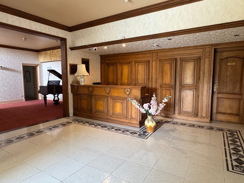 French property for sale in Saint-Martial-Viveyrol, Dordogne - €679,000 - photo 2