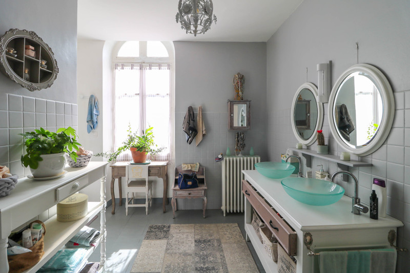 French property for sale in Uzès, Gard - €1,300,000 - photo 4