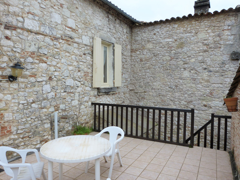 French property for sale in Sainte-Foy-la-Grande, Gironde - &#8364;160,500 - photo 2