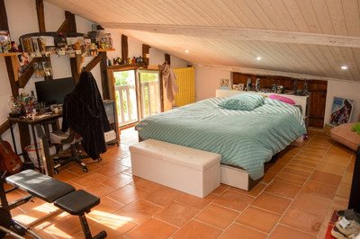 French property for sale in Saint-Martin-Petit, Lot-et-Garonne - €489,000 - photo 9
