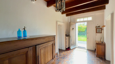 French property for sale in Ronsenac, Charente - €787,500 - photo 4