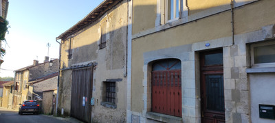 French property for sale in Ruffec, Charente - €36,600 - photo 1