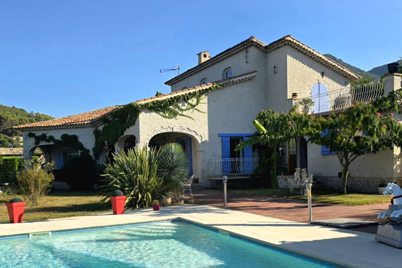 French property for sale in Levens, Alpes-Maritimes - €1,470,000 - photo 1