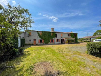 house for sale in Deux-Sèvres