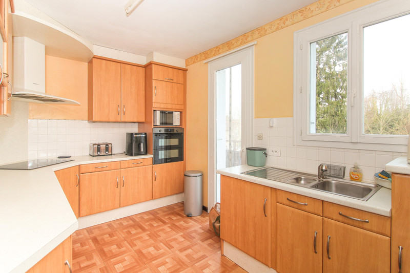 French property for sale in Le Tallud, Deux-Sèvres - €191,700 - photo 2
