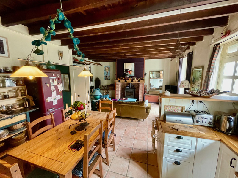 French property for sale in Saint-Marcel, Morbihan - €285,000 - photo 3