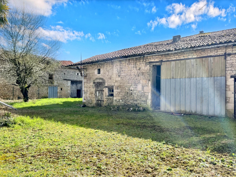 French property for sale in Courcôme, Charente - €94,600 - photo 9