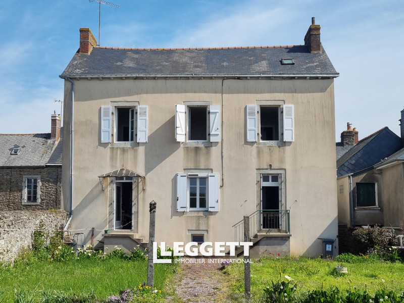 Maison 6 pièce(s), ARGENTRÉ-DU-PLESSIS