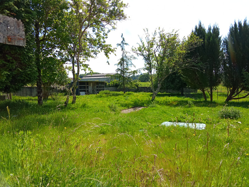 French property for sale in Saint-Just-le-Martel, Haute-Vienne - €220,000 - photo 9