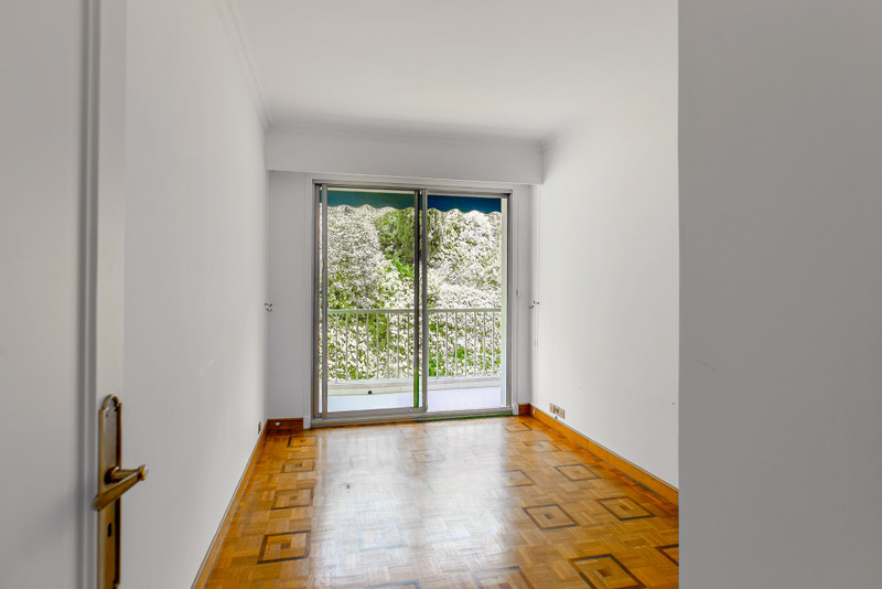 French property for sale in Nice, Alpes-Maritimes - €580,000 - photo 5