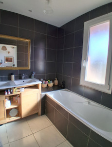 French property for sale in Lattes, Hérault - €430,000 - photo 8