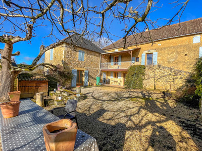 Maison à vendre à Sainte-Nathalène, Dordogne, Aquitaine, avec Leggett Immobilier