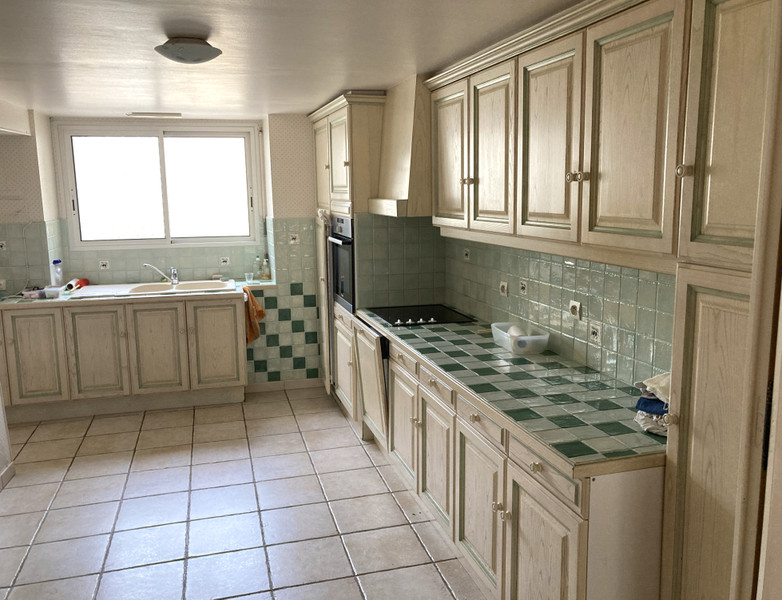 French property for sale in L'Isle-Jourdain, Vienne - €125,000 - photo 3