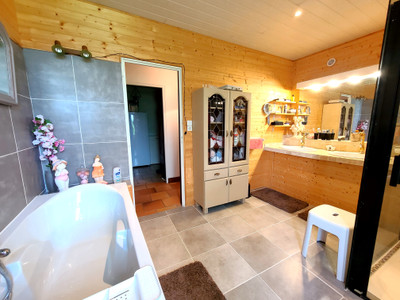 French property for sale in Charmé, Charente - €339,000 - photo 9