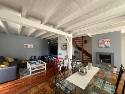 French property for sale in Saint-André-et-Appelles, Gironde - €328,600 - photo 1