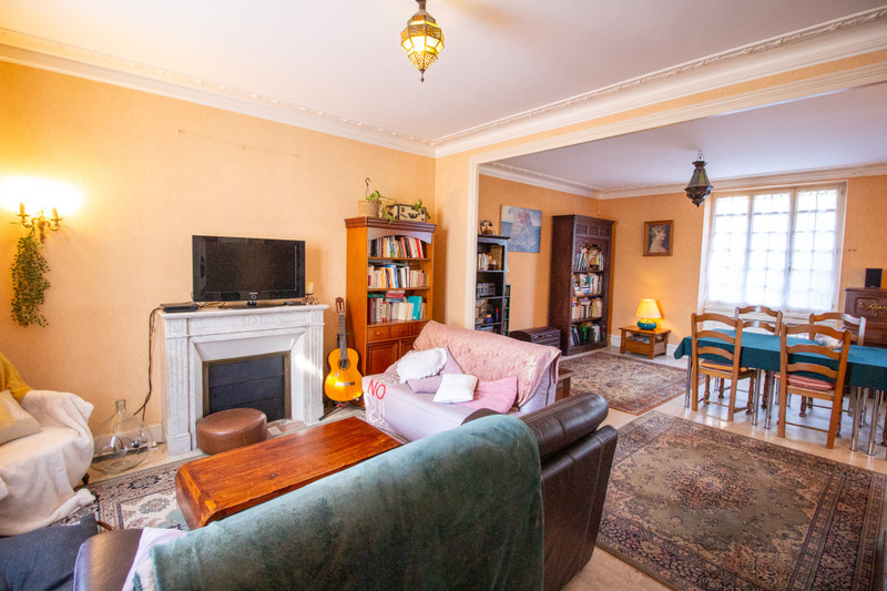 French property for sale in Descartes, Indre-et-Loire - €201,824 - photo 1