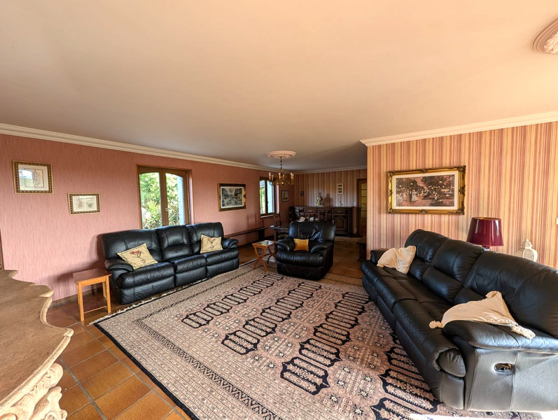 French property for sale in Plounévez-Quintin, Côtes-d'Armor - €524,700 - photo 9