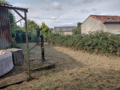 French property for sale in Lathus-Saint-Rémy, Vienne - €46,600 - photo 10