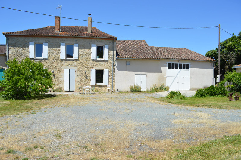 French property for sale in Sainte-Gemme, Gironde - €522,800 - photo 0
