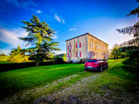 Maison à vendre à Nanteuil-en-Vallée, Charente - 233 000 € - photo 9