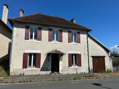 Maison à vendre à La Coquille, Dordogne, Aquitaine, avec Leggett Immobilier